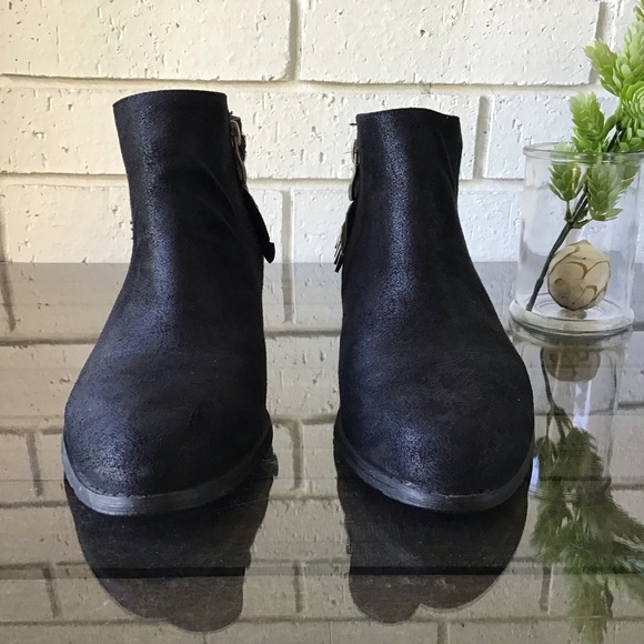 Okeysi Black Suede Metal Fringe Ankle Booties - Picture 3 of 12